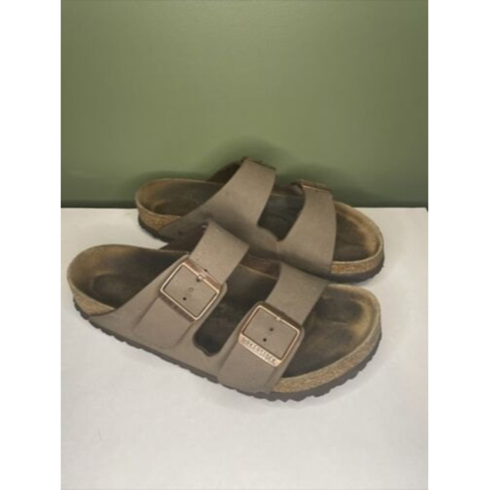 When in size 8 Birkenstock cork sandals brown color leather